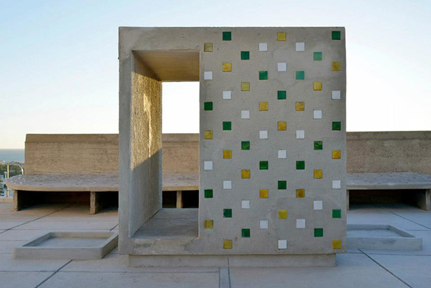 Le-Corbusiers-Cite-Radieuse-into-MAMO-by-Ora-Ito-2