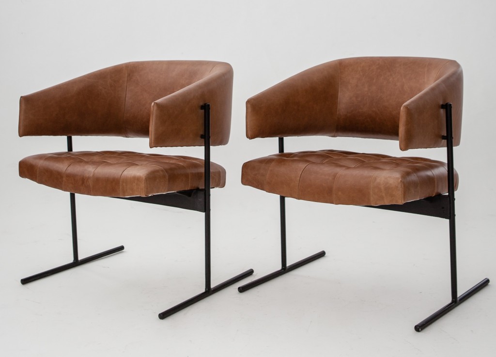 Jorge Zalszupin: Pair of chairs. 1960's metal, leather. Size w 60 x d 50 x h 75 cm. Production: L’Atelier.