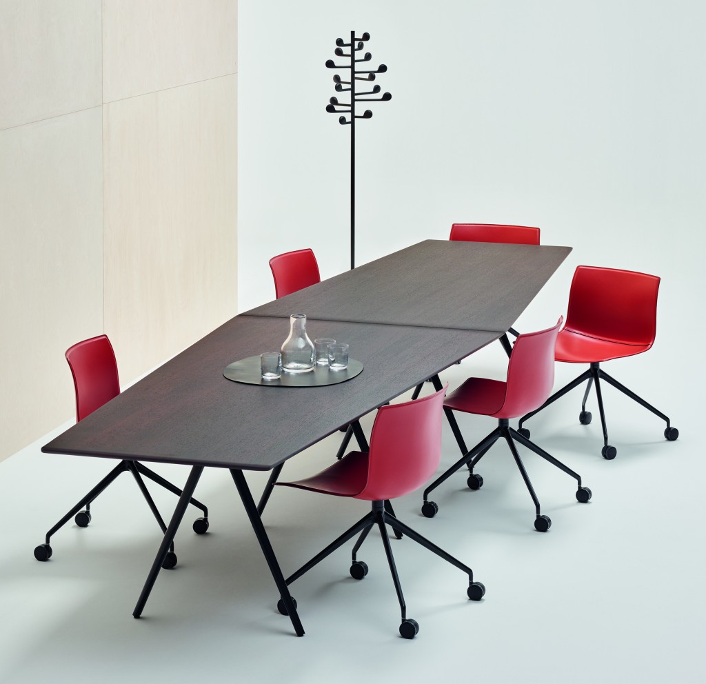 "Catifa 53" chairs & "Meety" Table by Lievore Altherr Molina for Arper (photo by Marco Covi, courtesy Arper)