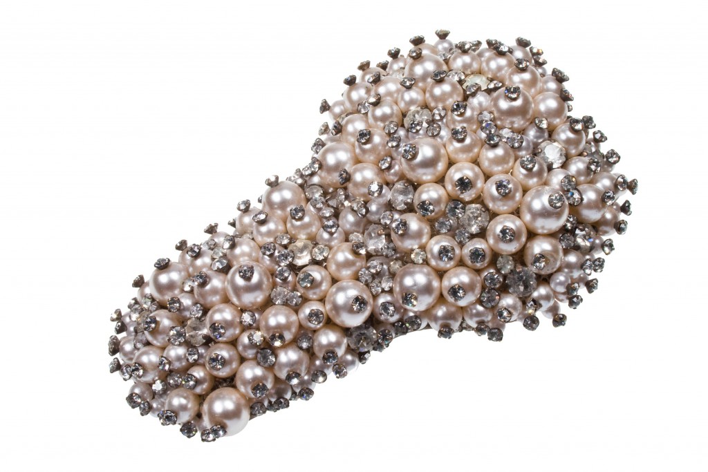 Roger Jean-Pierre for Balenciaga, circa 1960, roche perles et strass