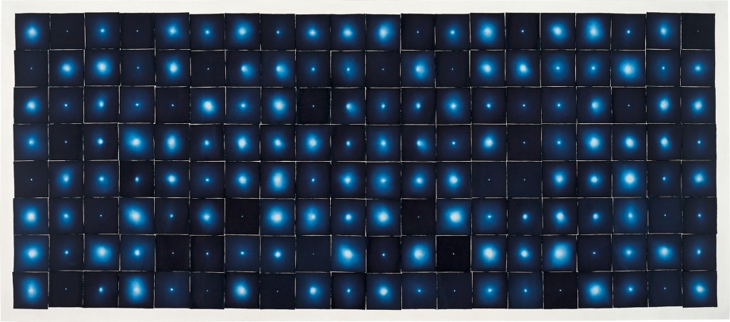 Constellation 98–S (1998) by Shihoko Fukumoto in turfan cotton, one-point-shibori. Photo: Artcourt Gallery. 