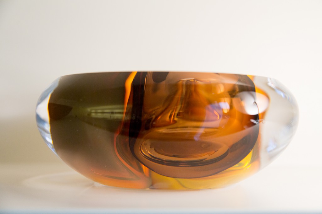 N°18 - On Colours (low – brown) installation view of Crystallized at Spazio Nobile until April 19. Crystal and coloured glass, free blown glass, 9 h x 21 cm diameter, 2016, unique piece.