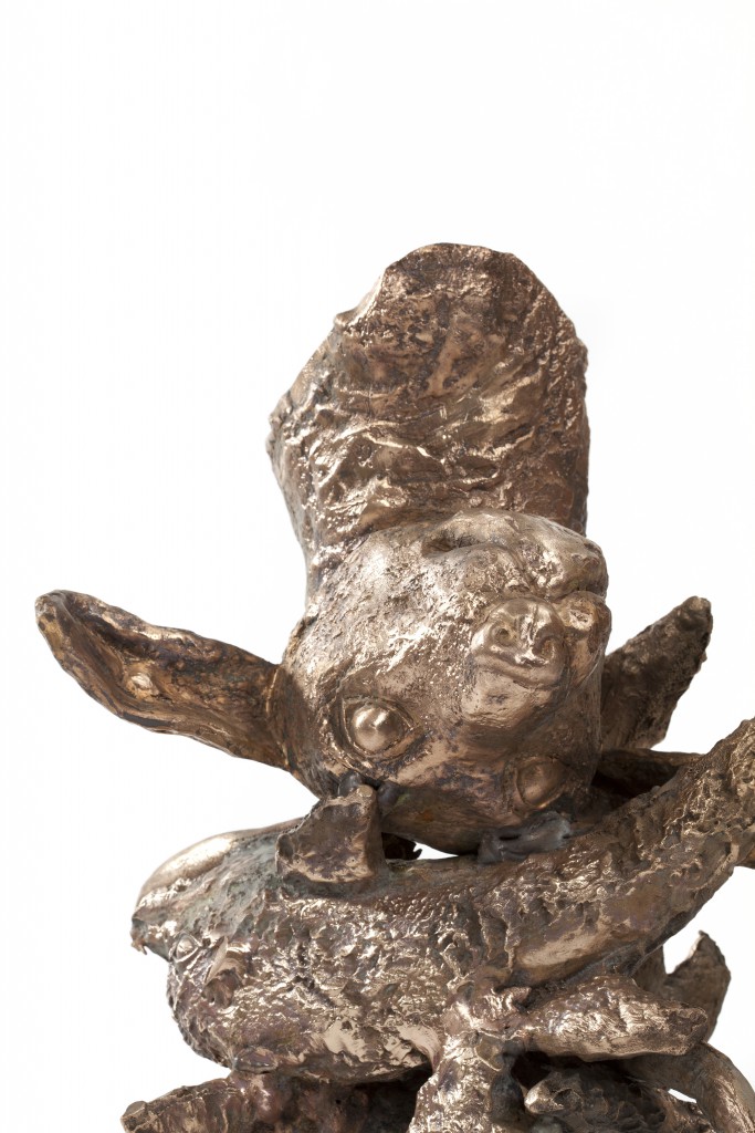 Noah Vase, Cast bronze, 125.5 x 53 x 51 cm, Photo: Fernando Laszlo