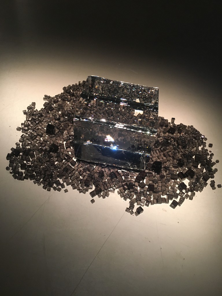 Lucia Bru, (Movidas), 2017, transparent and grey crystal blocks, various dimensions